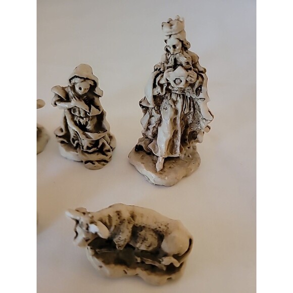 Vintage Chalk ? Nativity Scene, 6 Pieces Miniature 3" To 1" Height - Picture 4 of 16